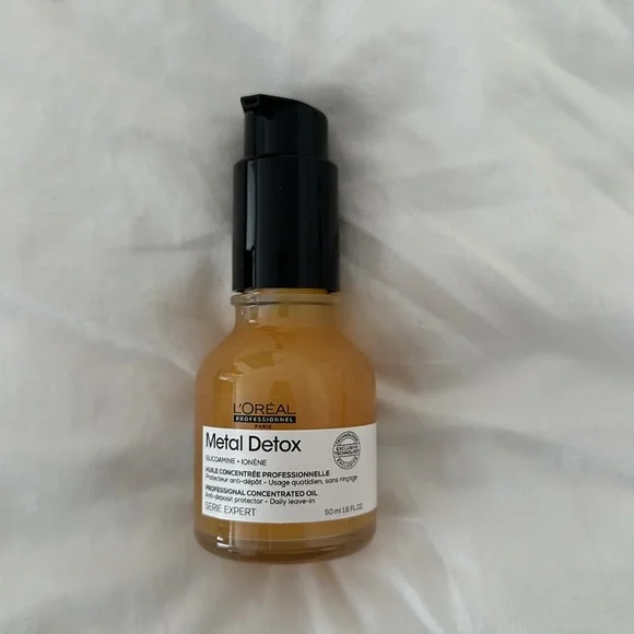Metal Detox Hair Oil - Picture 3 of 4